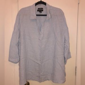 Tahari•3x•Linen 3/4 length sleeve blouse. shell buttons at bottom of each side.